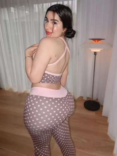 AmeliaSoCurvy (84gb) ️‍