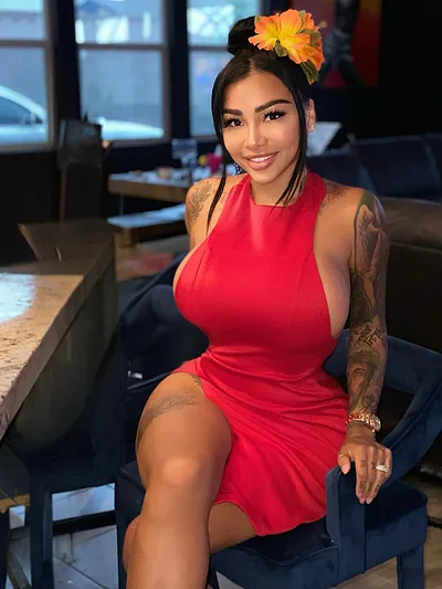 BRITTANY RAZAVI Recently uploaded contents ️‍