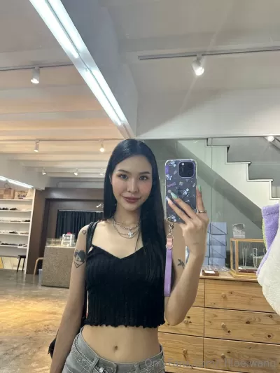 ChloeWang (1gb) ️‍