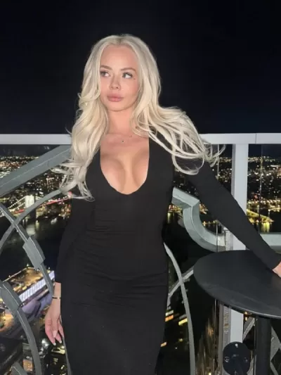 Elsa Jean ️‍