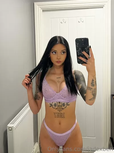 Jade Berry ️‍