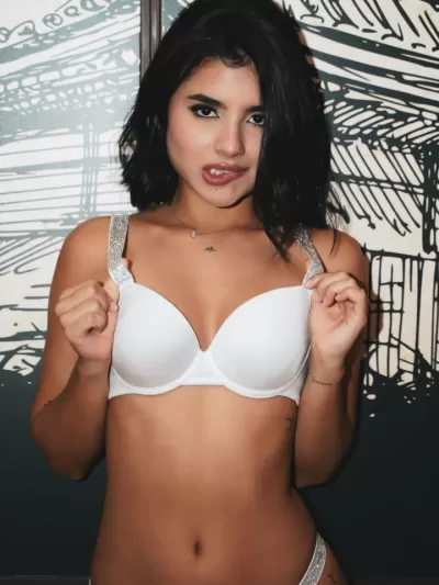 Karenparachini "1.5Gb" ️‍