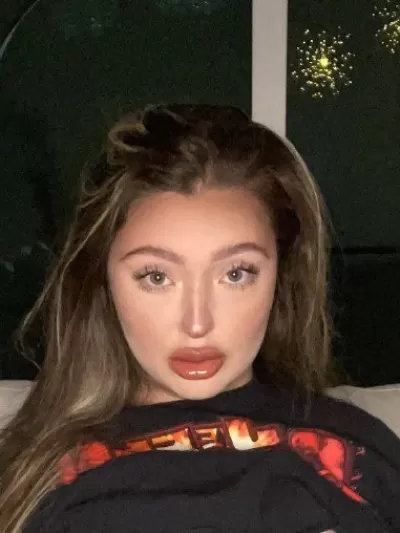 Kenna Morris ️‍