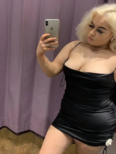 KinkyBitchx (23gb' ️‍