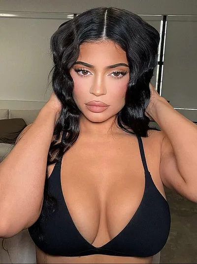 Kylie Jenner ️‍