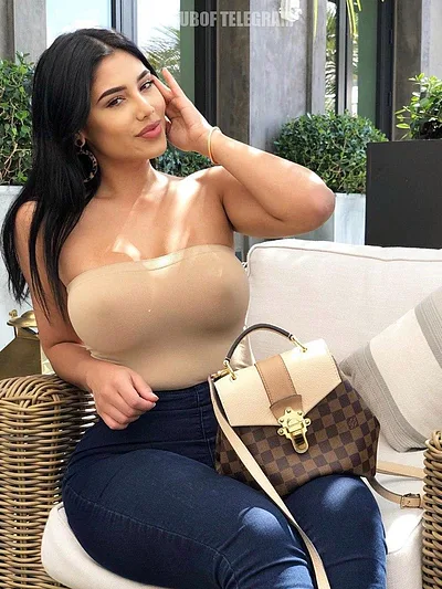 MiaFrancis ️‍