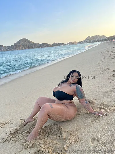 SuzyMariee ️‍