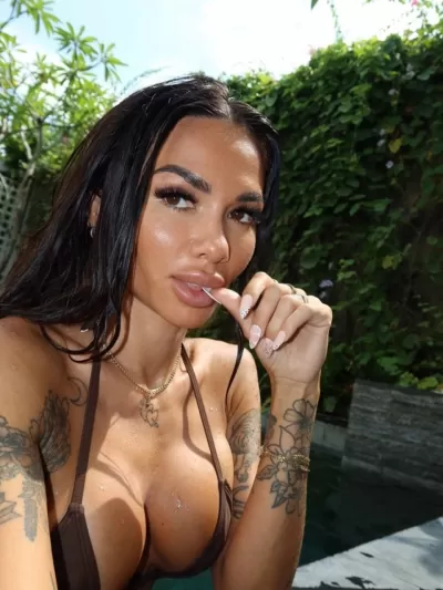 xx_sarahturner_xx (1gb) ️‍